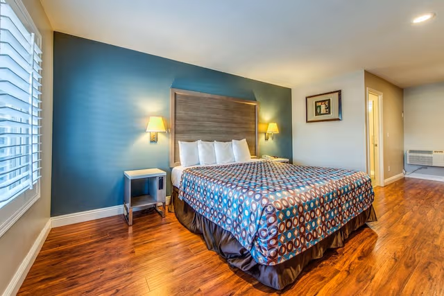 Room, 1 Queen Bed, Non Smoking