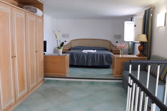 Junior Duplex