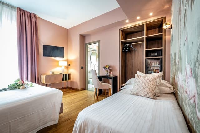 Superior Triple Room, 1 Bedroom, Non Smoking, City View