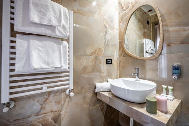 Classic Double Room, Balcony (Partial Duomo View)