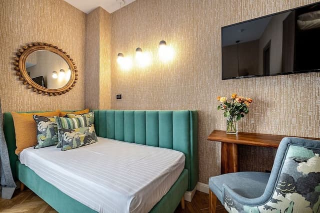 Superior Triple Room, 1 Bedroom, Non Smoking, City View