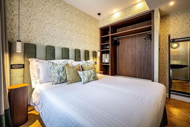 Classic Double Room, Non Smoking, Courtyard View