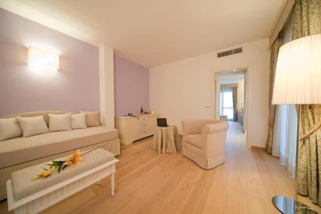 Superior Suite, Balcony, Valley View