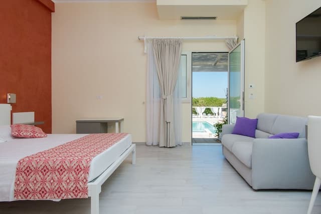 Superior Room, Pool View