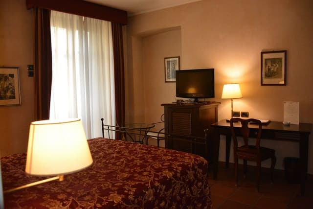 Classic Double Room