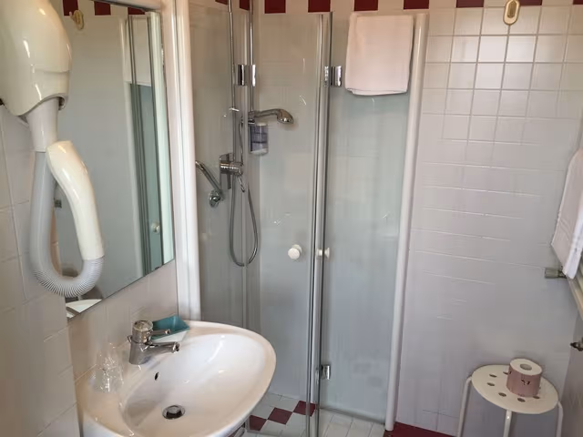 Single Room, City View