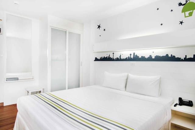 Deluxe room (Building B)