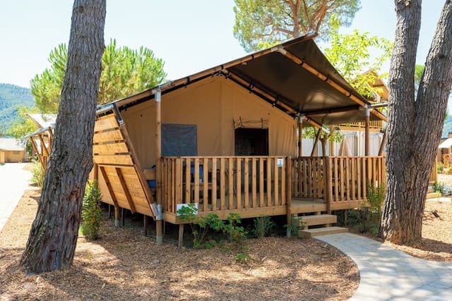 Deluxe Tent