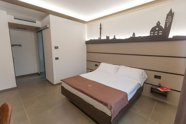 Deluxe Double Room Single Use