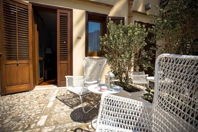 Double Room with Patio