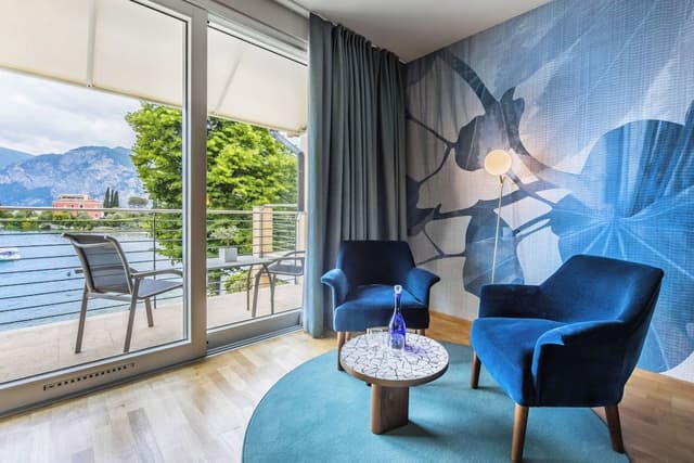 Junior Double Room (garden and lake view - Splendid)