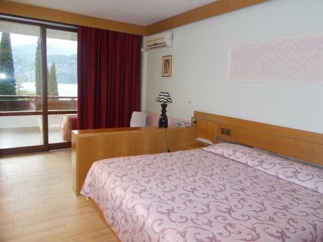 Superior Double or Twin Room, Balcony, Lake View