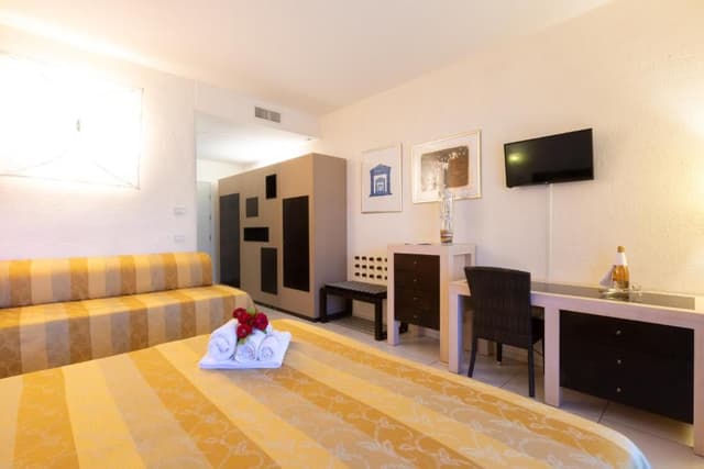 Comfort Quadruple Room