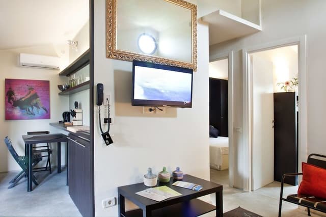 Deluxe Bungalow (6 Adults)
