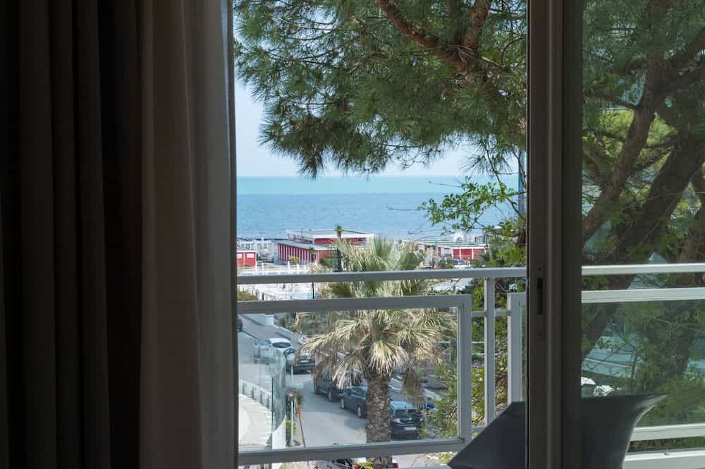 Hotel Perla Verde