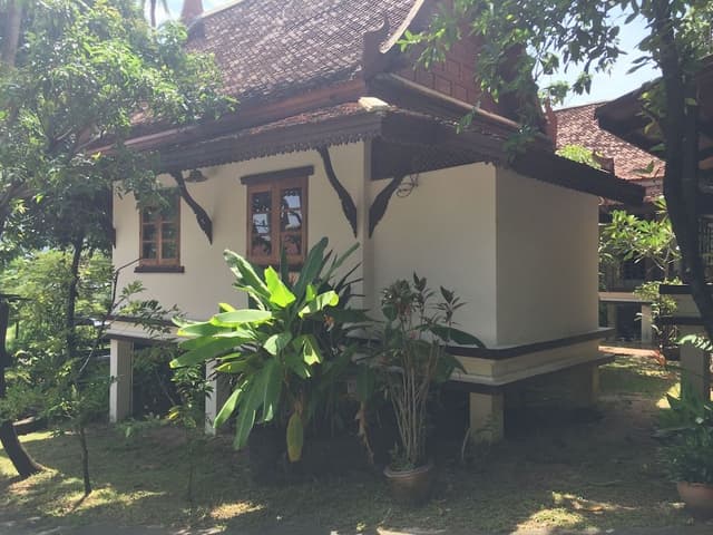 Deluxe Bungalow