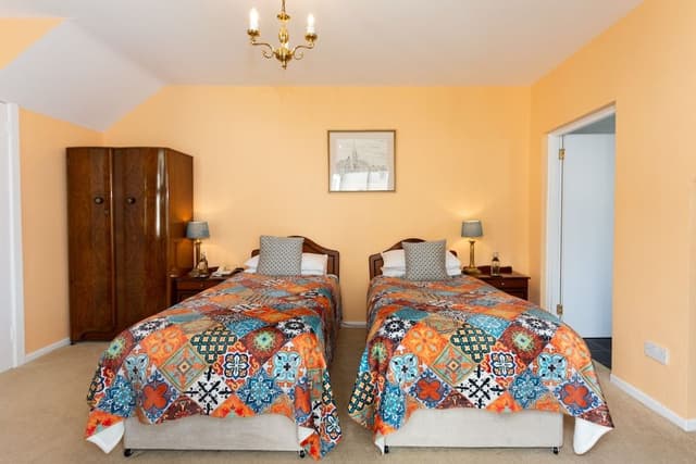 Double or Twin Room, Ensuite