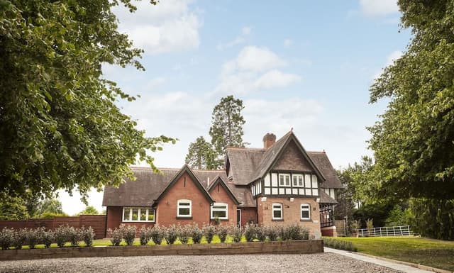 The Lodge (Annex Building)