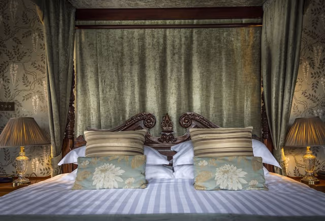 Honeymoon Room, 1 King Bed (Four Poster Bed)