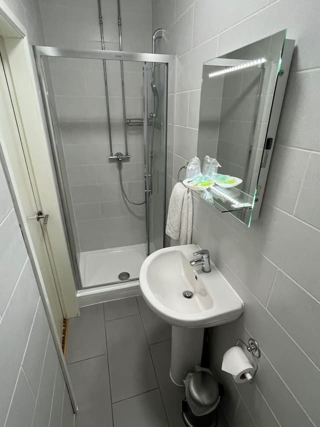 Basic Single Room