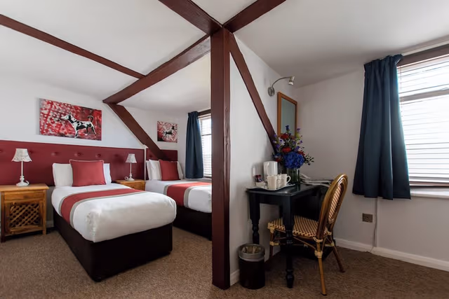 Triple Room