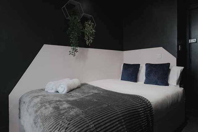 Double Room, Ensuite (Compact)