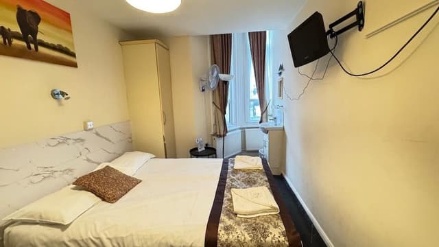 Double Room, Ensuite