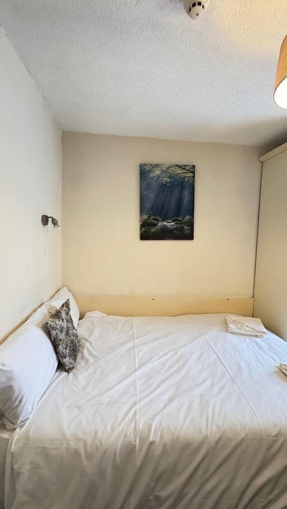 Economy Double Room, Shared Bathroom