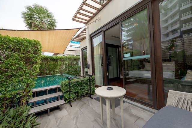 Grand Family Premier Pool Suite