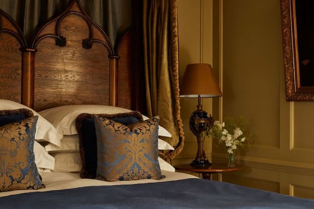 Deluxe Room, 1 King Bed