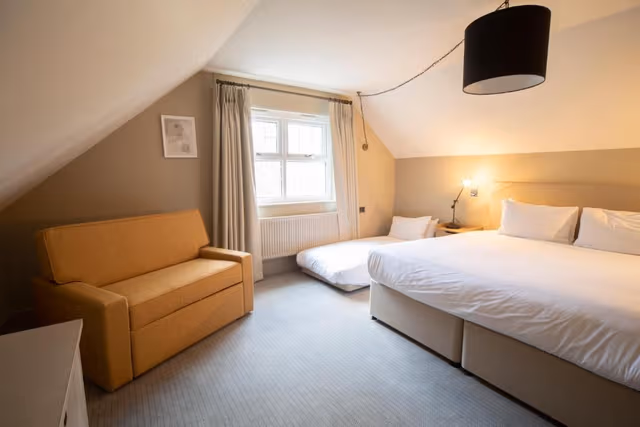 Queen Double Room