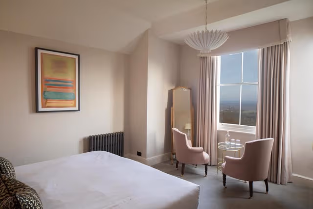 Deluxe King Room with View