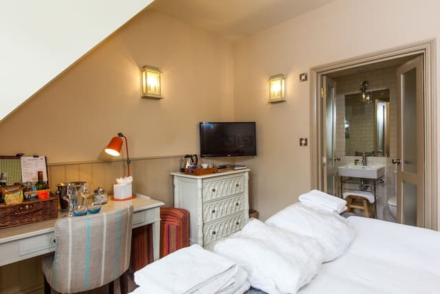 Cosy Double Room