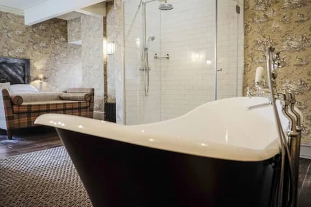 Junior Suite, 1 King Bed