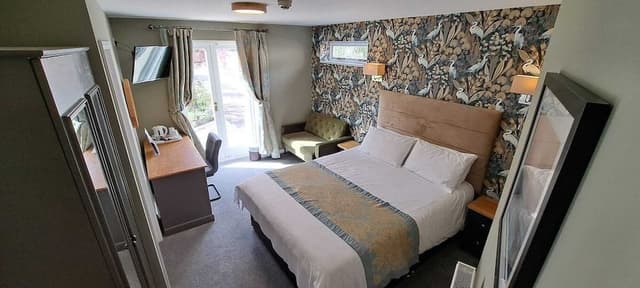 Standard Double Room, 1 Double Bed, Non Smoking, Ensuite