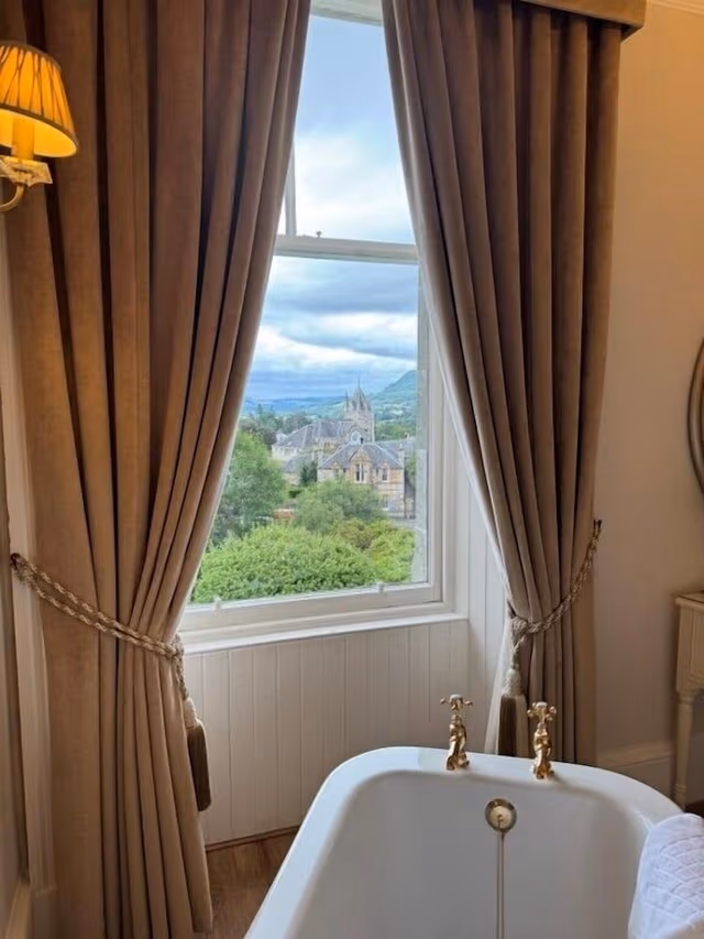 Rose Room