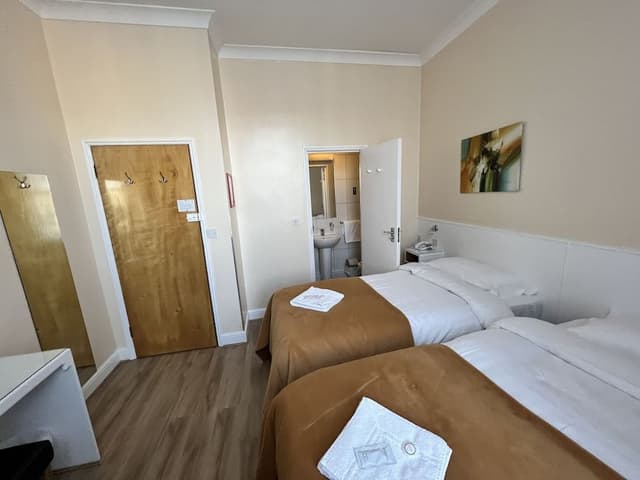 Triple Room