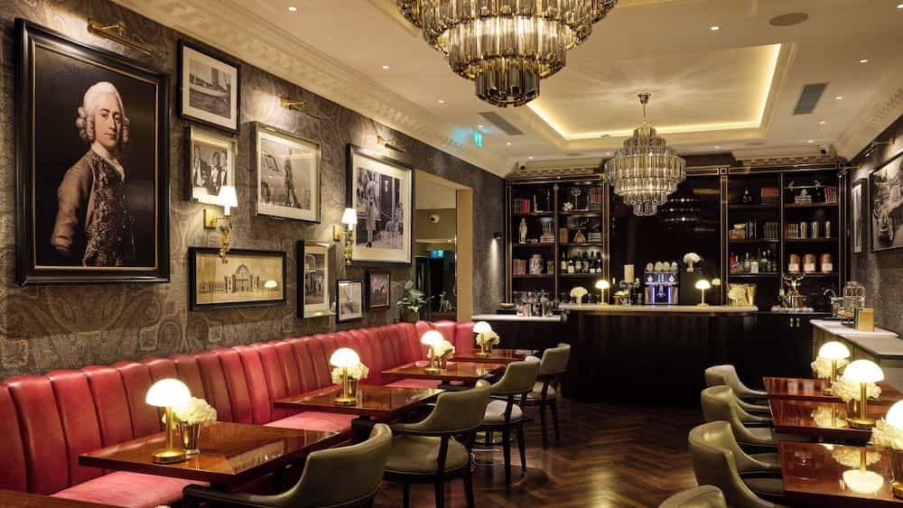 Quinns Hotel Quinns Hotel