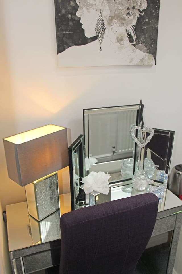 Large King Room