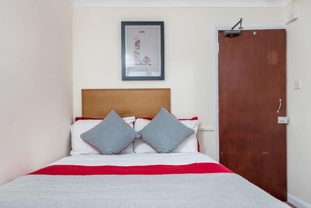 Double Room with Share Bathroom