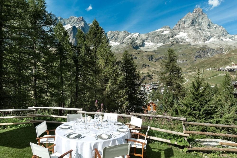 Saint Hubertus Resort0