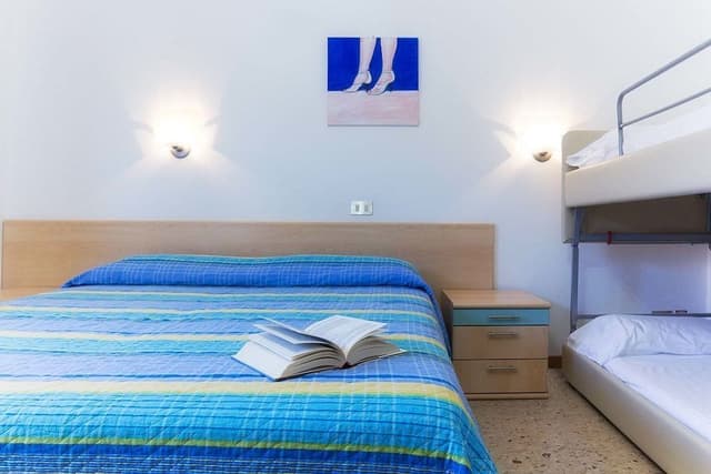 Family Room (Economy)