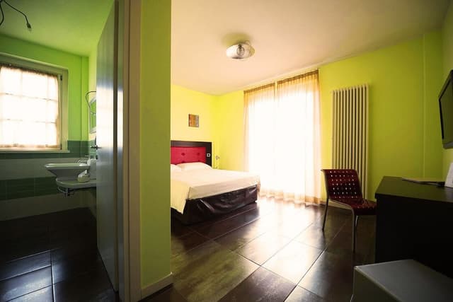 Superior Room, Mountain View