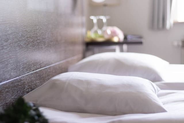 Classic Room, 1 King Bed