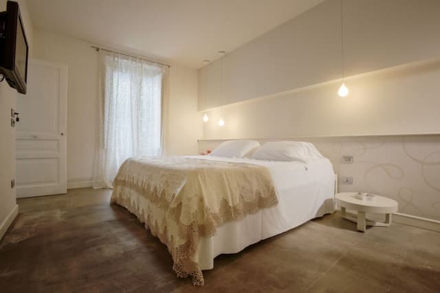 Deluxe Double Room, Balcony, Courtyard View