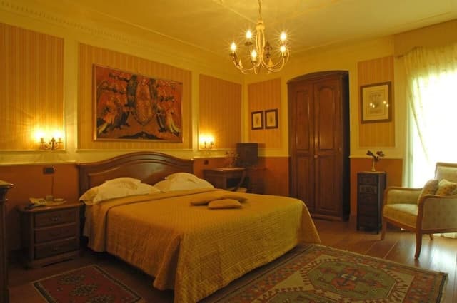 Classic Double Room