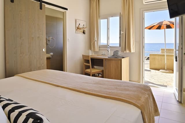 Room, Oceanfront