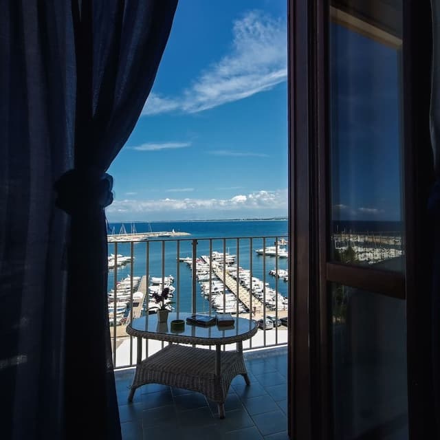 Comfort Room, Ocean View