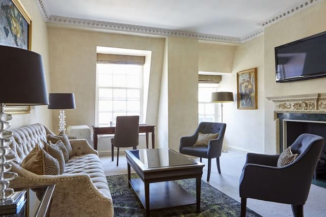 Classic Apartment, 1 Bedroom, City View