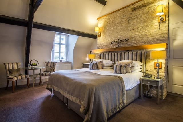 Classic Double Room